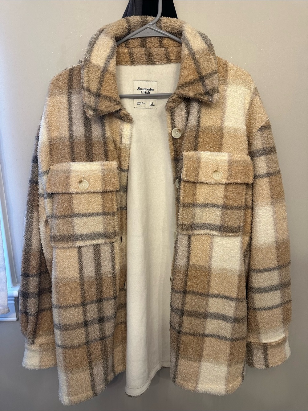 Abercrombie & Fitch Women’s Tan Plaid Sherpa Shacket